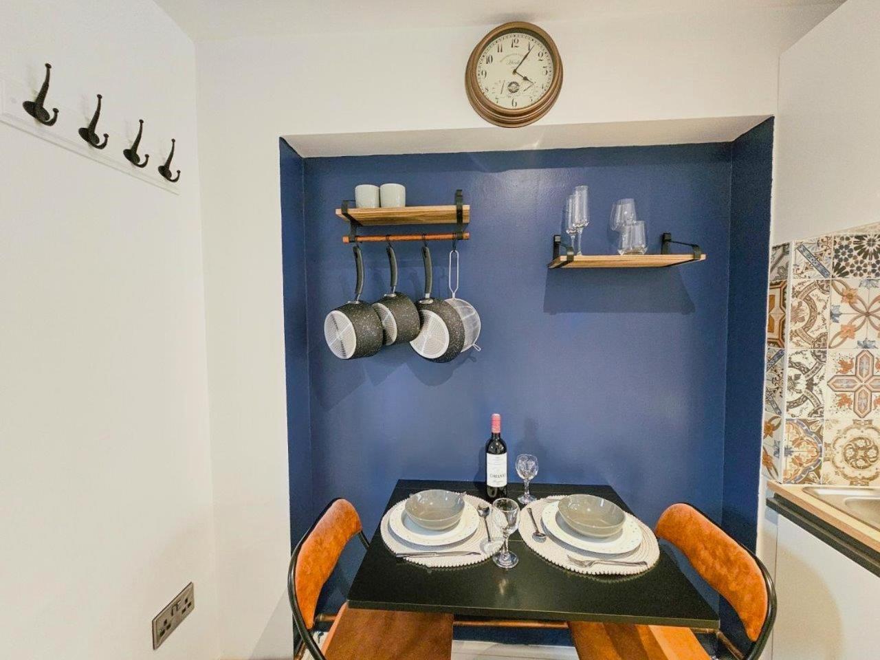 Cobblestone Studio By Fortuna Property Cheltenham Exterior foto